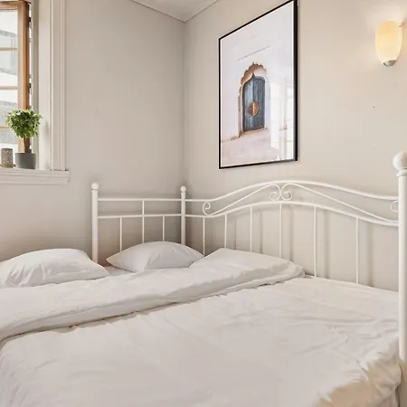 Dinbnb I Experience I 650m To Bryggen I Shared Patio Apartamento